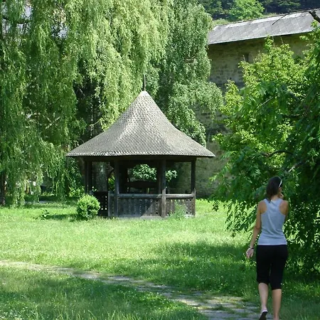 Pensiunea Casa Rodica Vendégház 2*